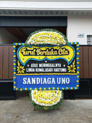 Papan Bunga Duka di Praya Barat